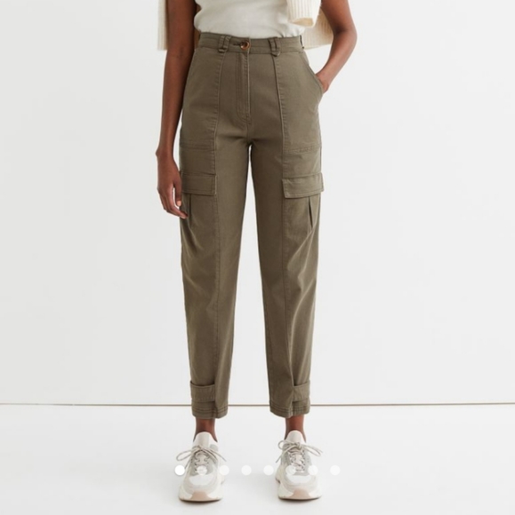 ⛔SOLD⛔🆕️ NWT H&M Cargo Pants in 'Dark Khaki Green' - Picture 2 of 14